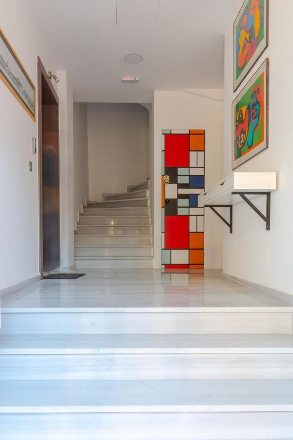 Academia Apartments By The Park Athen Exterior foto