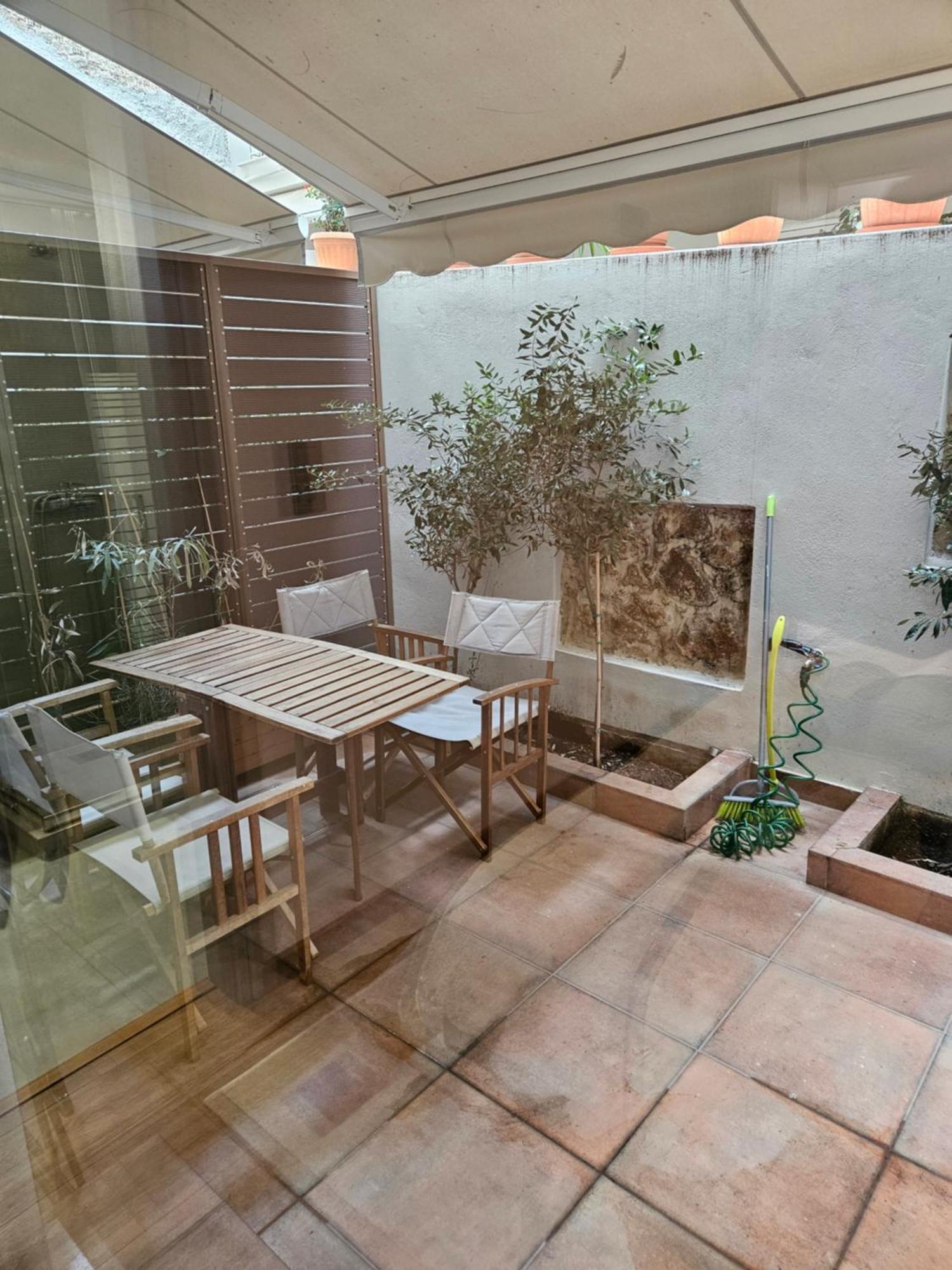 Academia Apartments By The Park Athen Exterior foto